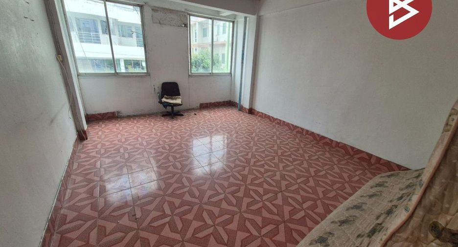 For sale 6 bedrooms retail Space in Mueang Samut Prakan, Samut Prakan