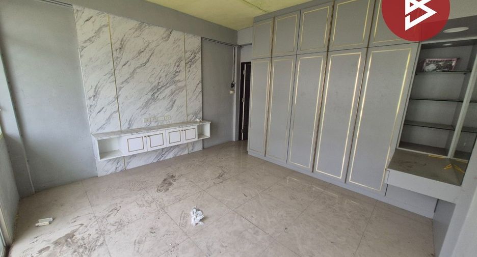 For sale 6 bedrooms retail Space in Mueang Samut Prakan, Samut Prakan