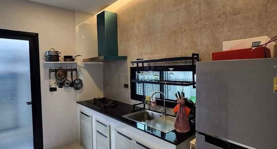 Villa zur Miete mit 3 Zimmer in Bang Lamung, Chonburi