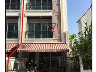 For sale 1 bed townhouse in Wang Thonglang, Bangkok