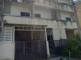 For sale 1 bed townhouse in Sai Mai, Bangkok