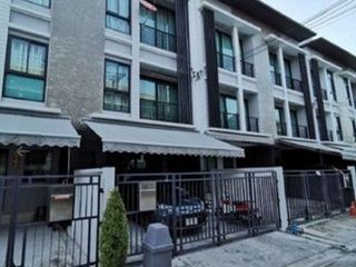 For sale 1 bed townhouse in Wang Thonglang, Bangkok