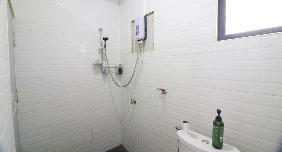 For sale 4 bedrooms house in Mueang Nong Khai, Nong Khai