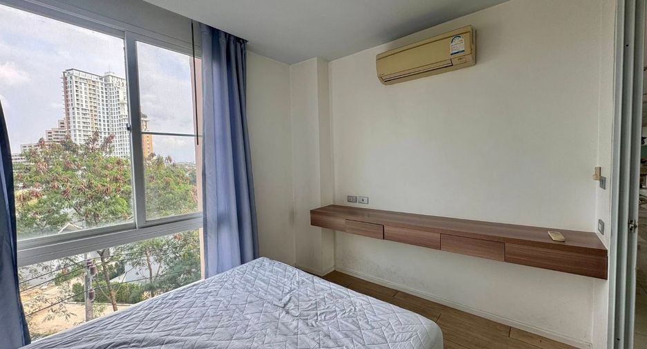 For rent 2 bedrooms condo in Bang Lamung, Chonburi