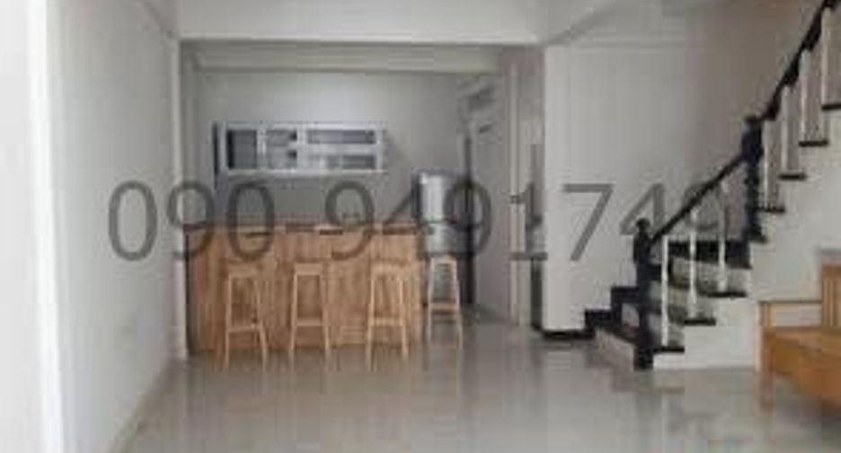 For rent and for sale 3 bedrooms townhouse in Bang Khen, Bangkok