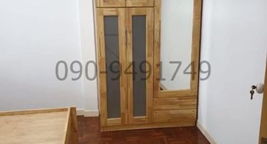 For rent and for sale 3 bedrooms townhouse in Bang Khen, Bangkok