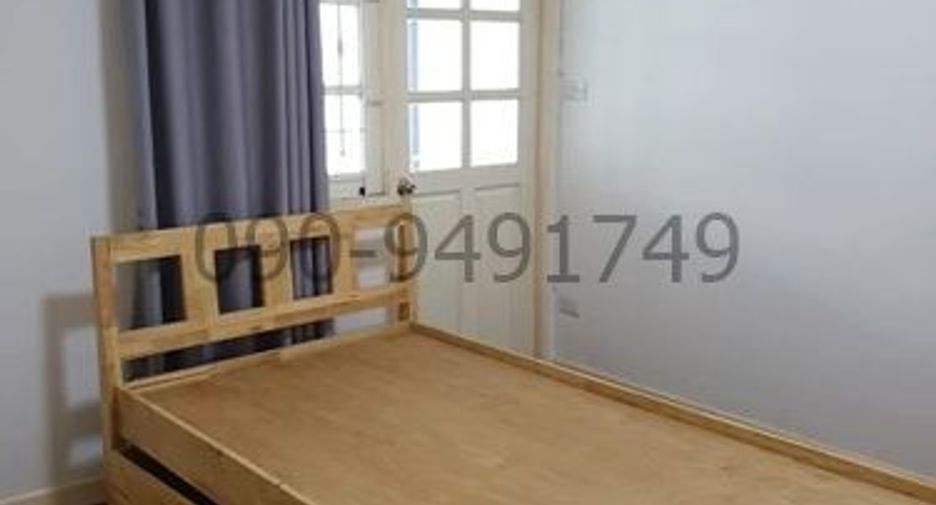 For rent and for sale 3 bedrooms townhouse in Bang Khen, Bangkok
