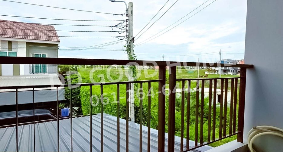 Casa adosada en venta de 4 habitaciones en Bang Bua Thong, Nonthaburi