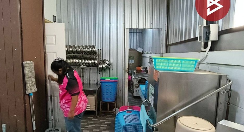出售 商业空间 在 Lam Luk Ka, Pathum Thani