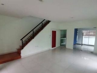 For sale 1 bed townhouse in Bang Khun Thian, Bangkok