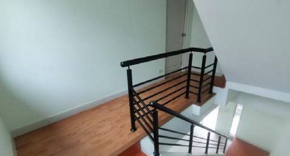 For sale 1 bed townhouse in Bang Khun Thian, Bangkok