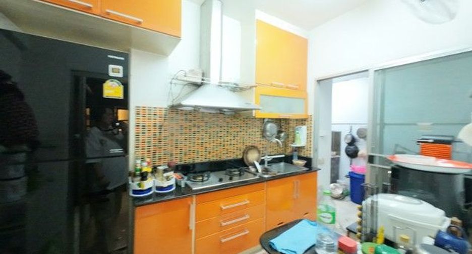For sale 3 ベッドルーム townhouse in Khan Na Yao, Bangkok