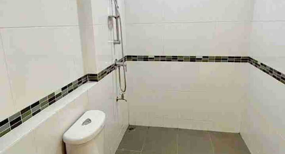 For sale 3 bedrooms townhouse in Lat Krabang, Bangkok