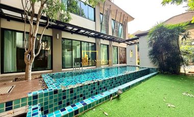 Villa zur Miete mit 4 Zimmer in Watthana, Bangkok