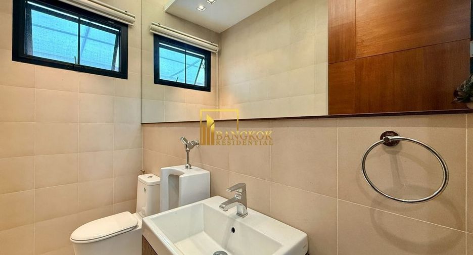 Villa zur Miete mit 4 Zimmer in Watthana, Bangkok