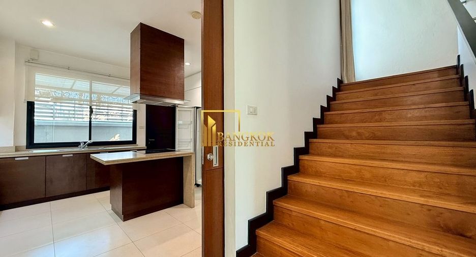Villa zur Miete mit 4 Zimmer in Watthana, Bangkok