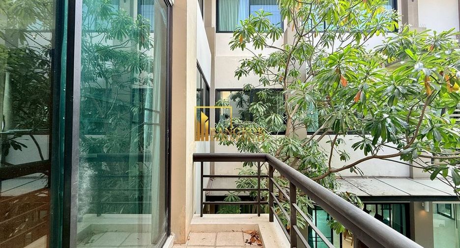 Villa zur Miete mit 4 Zimmer in Watthana, Bangkok
