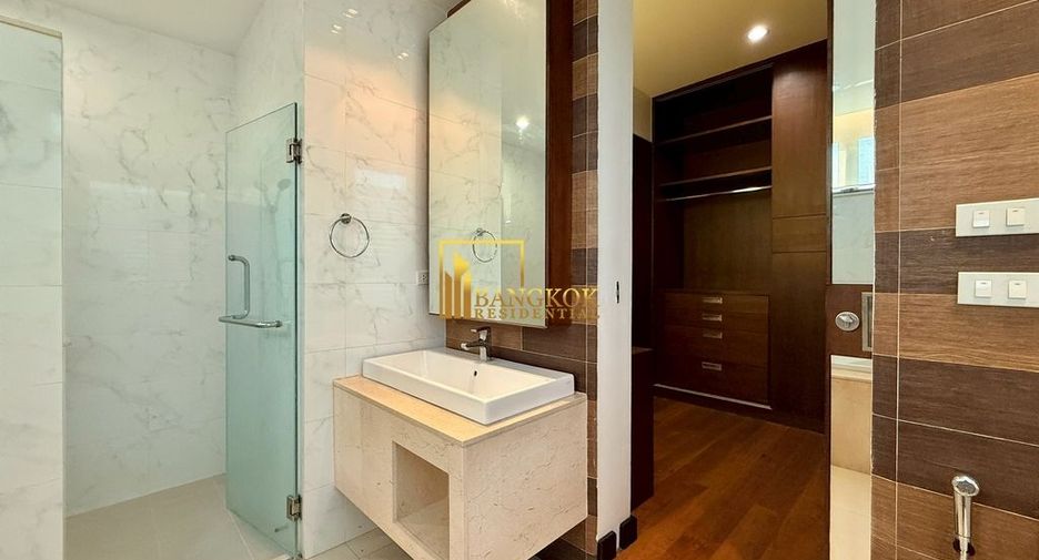 Villa zur Miete mit 4 Zimmer in Watthana, Bangkok