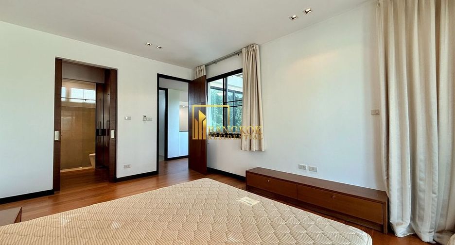 Villa zur Miete mit 4 Zimmer in Watthana, Bangkok