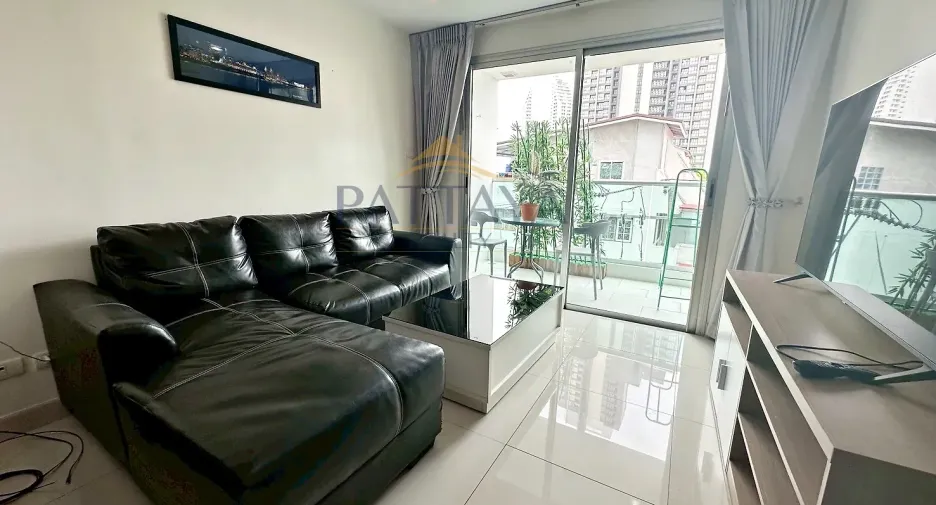 For rent and for sale 1 bed condo in Bang Lamung, Chonburi