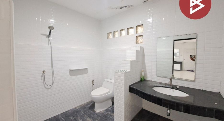 For sale studio townhouse in Phra Pradaeng, Samut Prakan