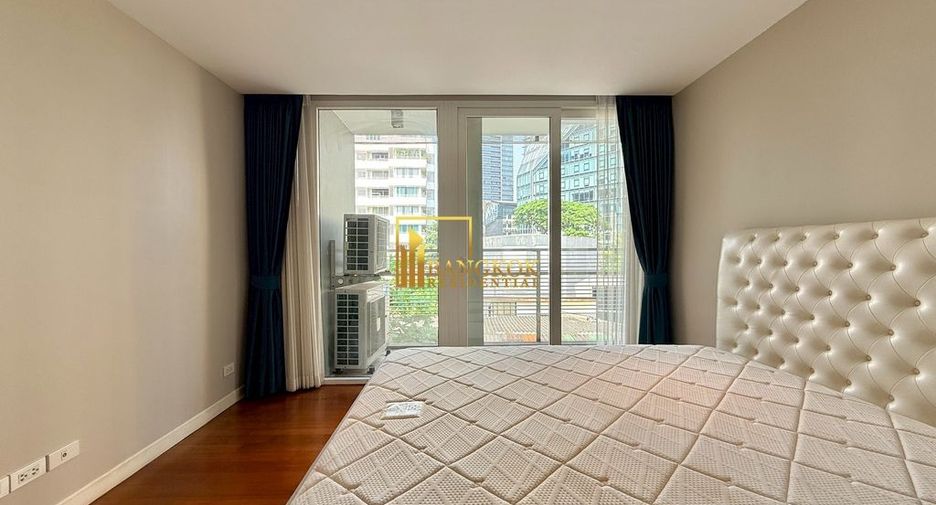 À louer 4 chambres condo à Watthana, Bangkok