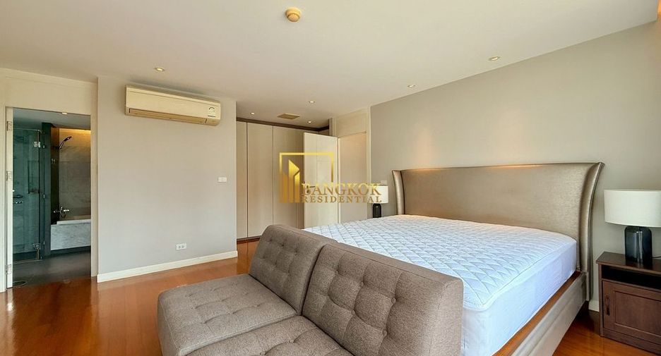 À louer 4 chambres condo à Watthana, Bangkok