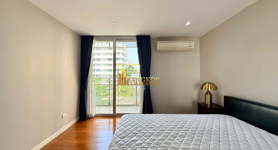 À louer 4 chambres condo à Watthana, Bangkok