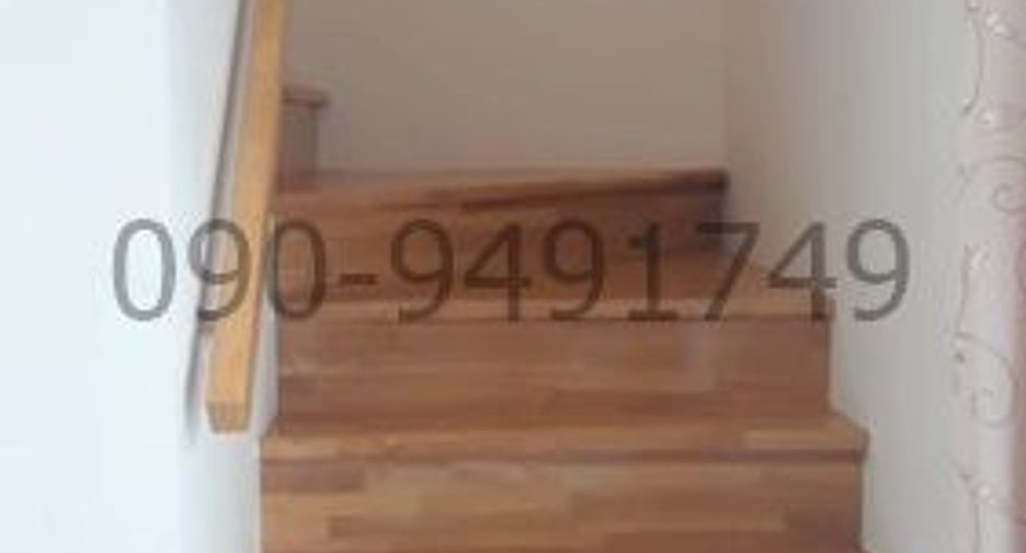 For rent 3 bedrooms townhouse in Phra Samut Chedi, Samut Prakan