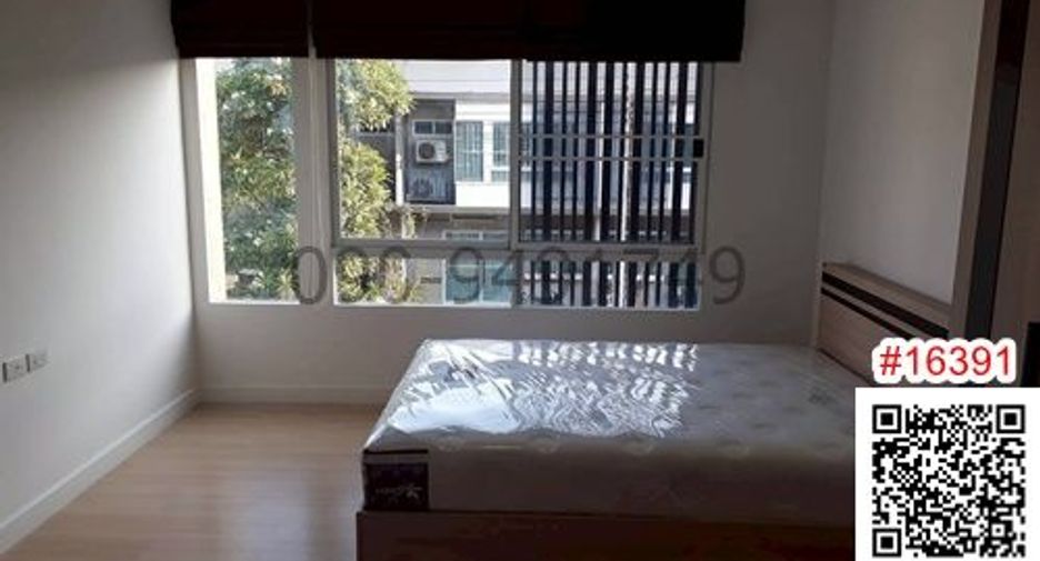 For rent 3 bedrooms townhouse in Phra Samut Chedi, Samut Prakan