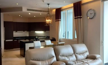 For rent 2 bedrooms condo in Sathon, Bangkok