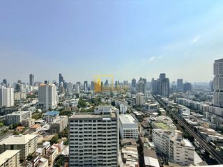 À louer 3 chambres condo à Khlong Toei, Bangkok