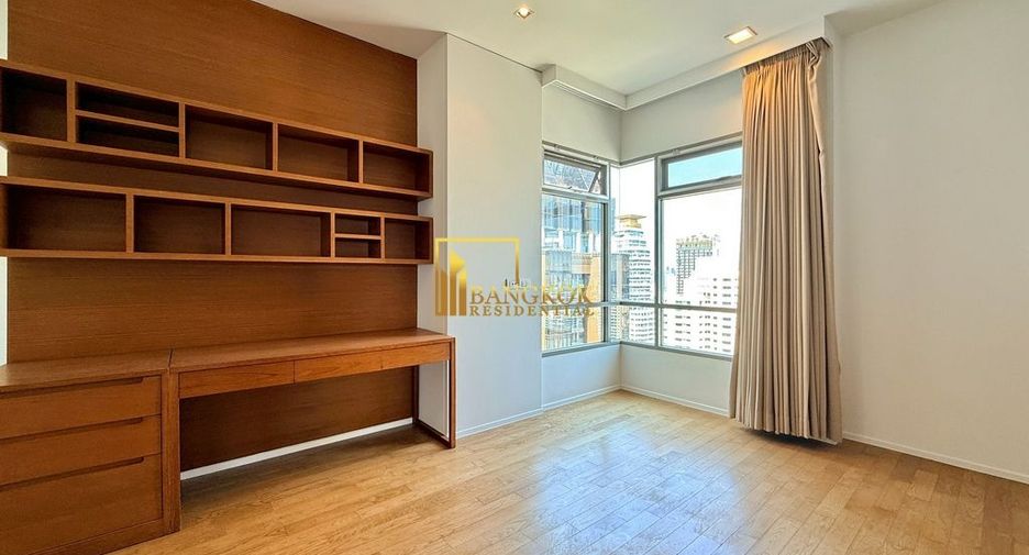 Wohnung zur Miete mit 3 Zimmer in Khlong Toei, Bangkok