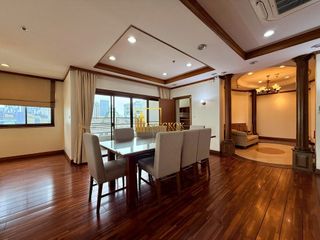 À louer 4 chambres appartement à Sathon, Bangkok