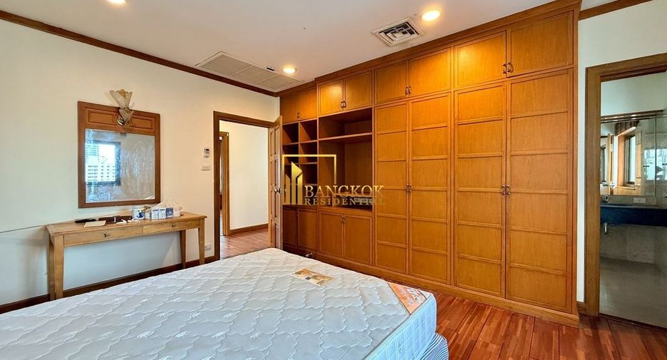 For rent 4 ベッドルーム apartment in Sathon, Bangkok