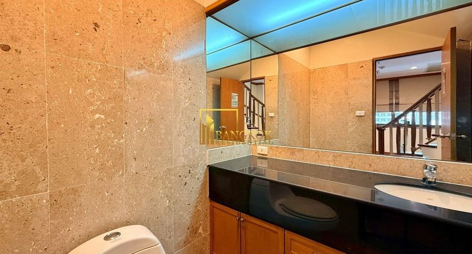 For rent 4 ベッドルーム apartment in Sathon, Bangkok