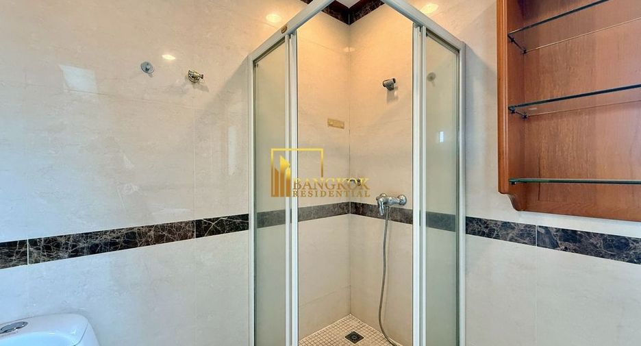 For rent 4 ベッドルーム apartment in Sathon, Bangkok