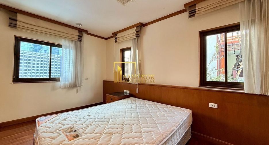 For rent 4 ベッドルーム apartment in Sathon, Bangkok
