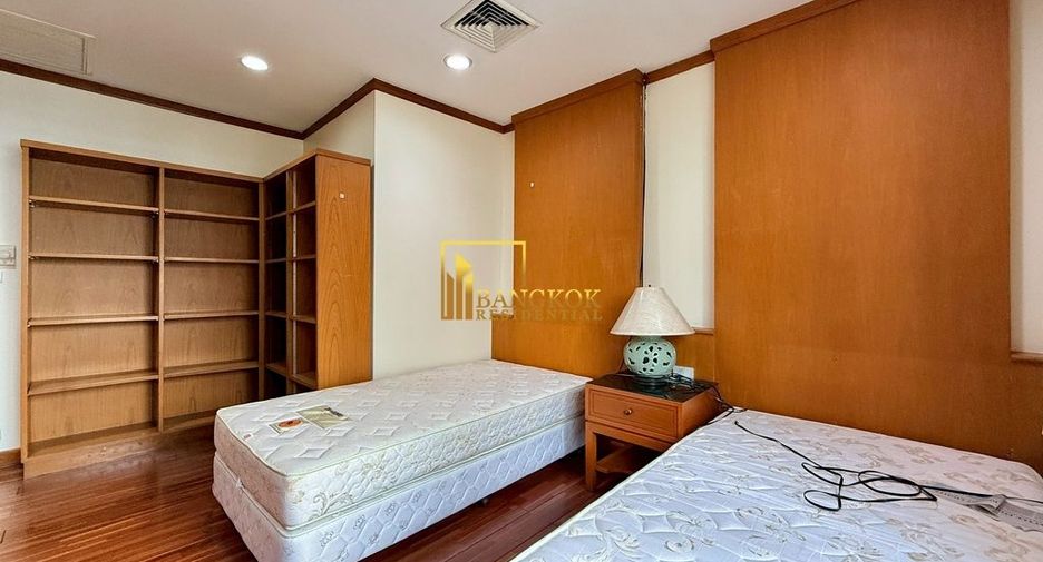 For rent 4 ベッドルーム apartment in Sathon, Bangkok