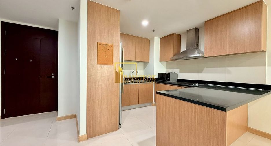 For rent and for sale 2 bedrooms condo in Pathum Wan, Bangkok