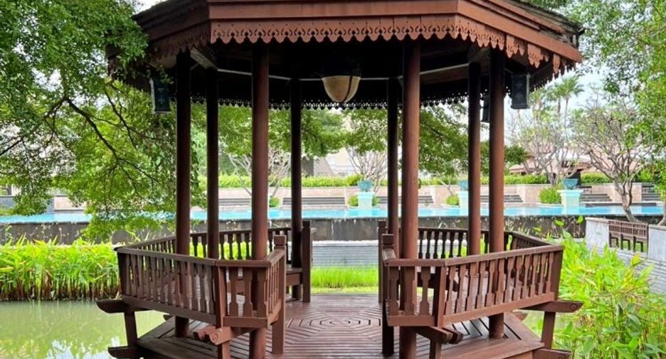 出售 4 卧室 独立屋 在 Lat Phrao, 曼谷