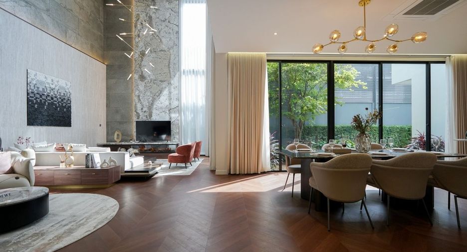 For rent and for sale 4 bedrooms house in Bang Kapi, Bangkok