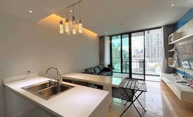 For sale 1 bed condo in Khlong Toei, Bangkok