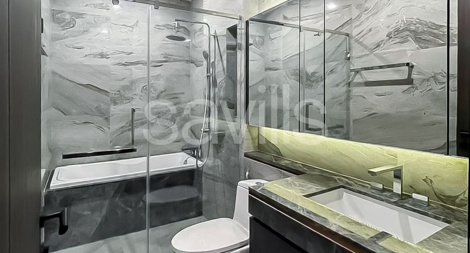 For rent 2 bedrooms condo in Khlong Toei, Bangkok