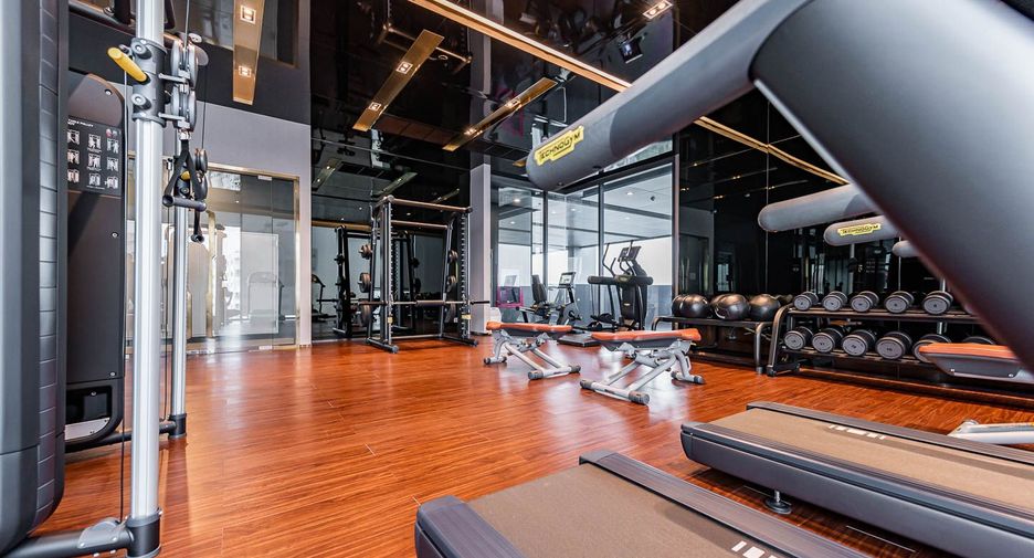 For rent 2 bedrooms condo in Khlong Toei, Bangkok