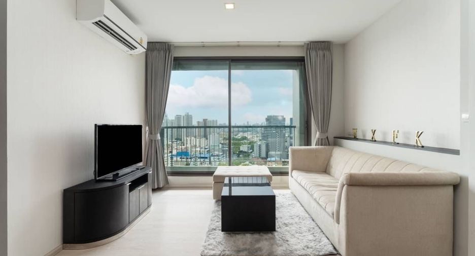 À vendre 2 chambres condo à Khlong Toei, Bangkok