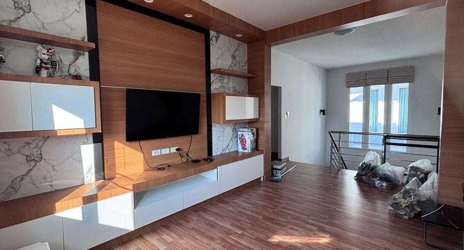 Casa en alquiler de 3 habitaciones en Hang Dong, Chiang Mai