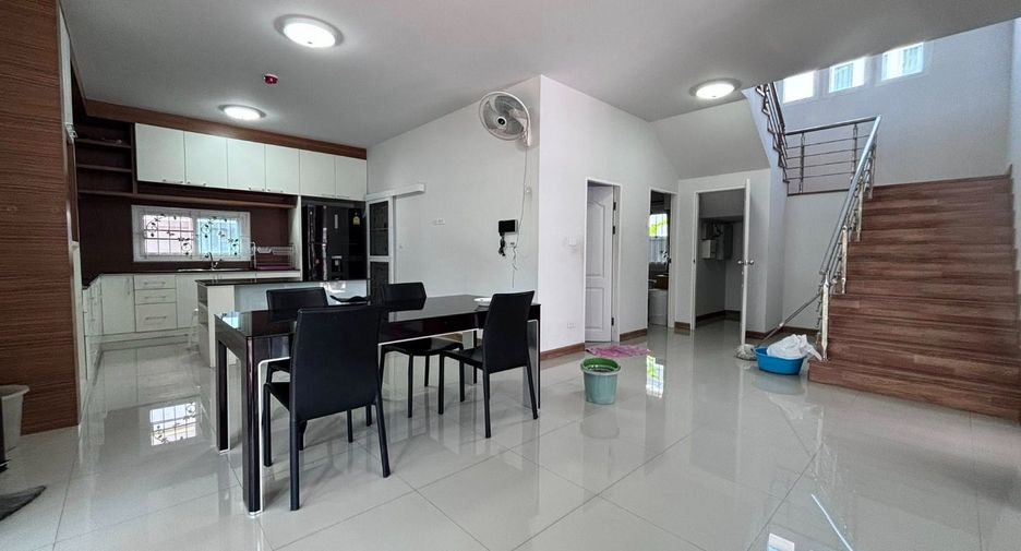Casa en alquiler de 3 habitaciones en Hang Dong, Chiang Mai