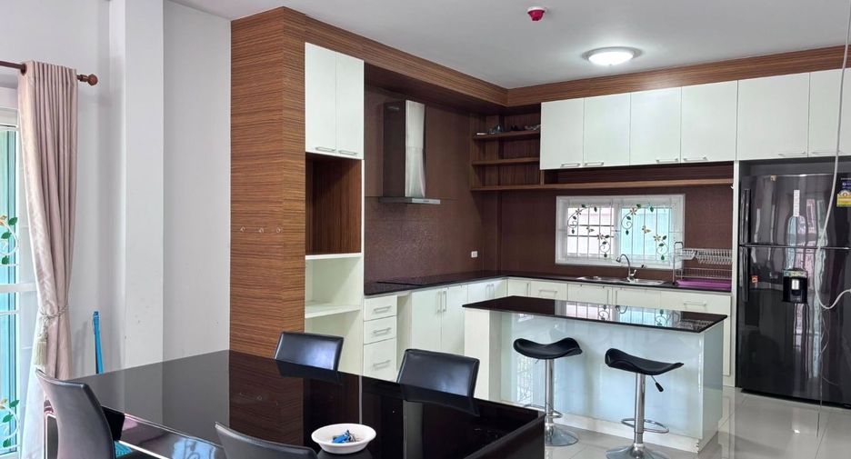 Casa en alquiler de 3 habitaciones en Hang Dong, Chiang Mai