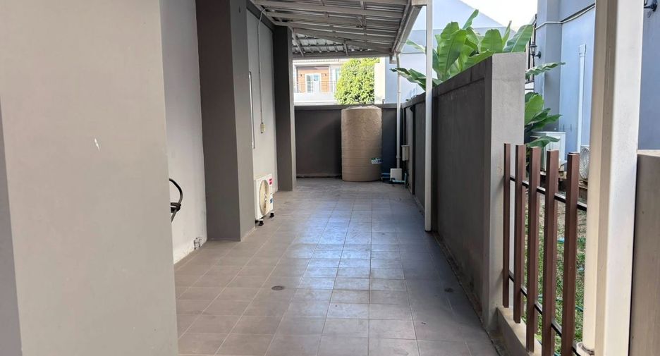 Casa en alquiler de 3 habitaciones en Hang Dong, Chiang Mai